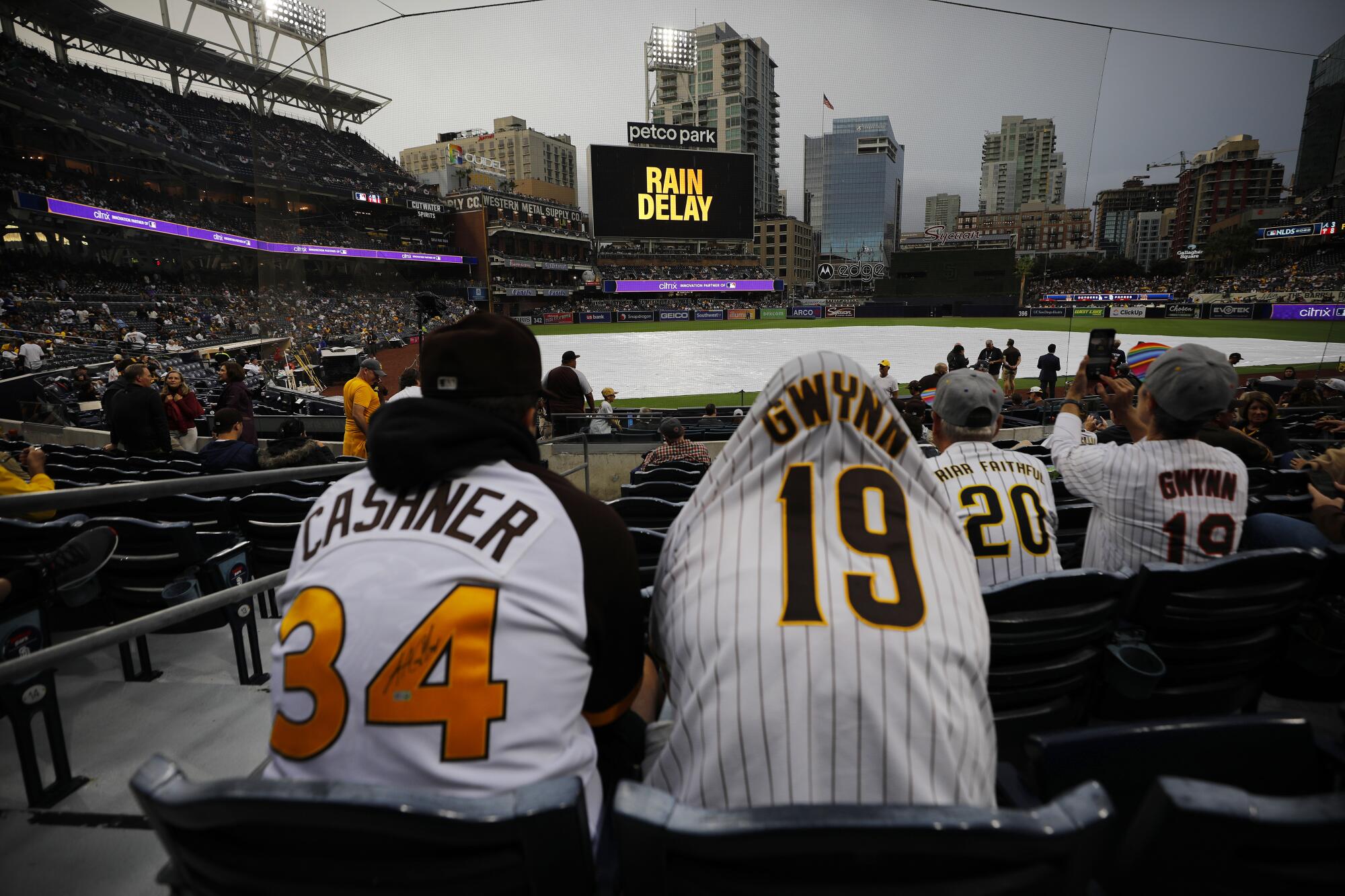 Scenes from Petco Park as the Padres topple the Dodgers, clinch a spot in  the NLCS - The San Diego Union-Tribune