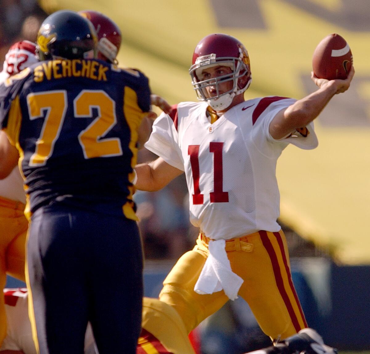 USC quarterback Matt Leinart throws a pass in a triple overtime loss to California on Sept. 27, 2003.