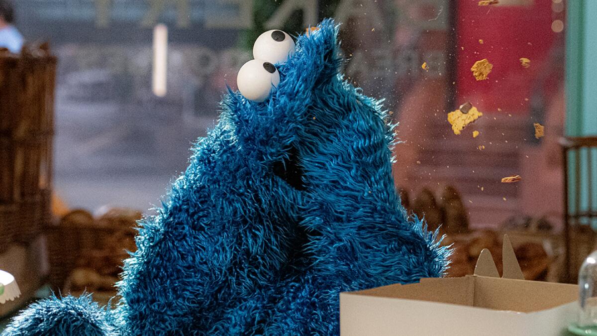 Drunk Cookie Monster GIF - Drunk Cookie Monster Lit - Discover