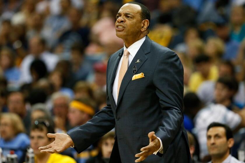 Lionel Hollins has a meeting scheduled Thursday with Clippers executives.