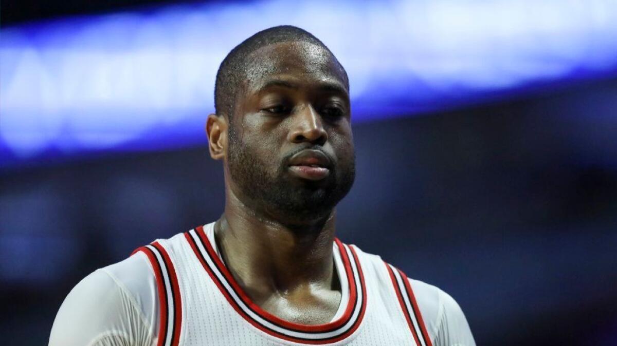 Dwyane Wade had 17 points with five rebounds and two assists in the Bulls' 99-98 loss to the Dallas Mavericks in Chicago on Jan. 17.