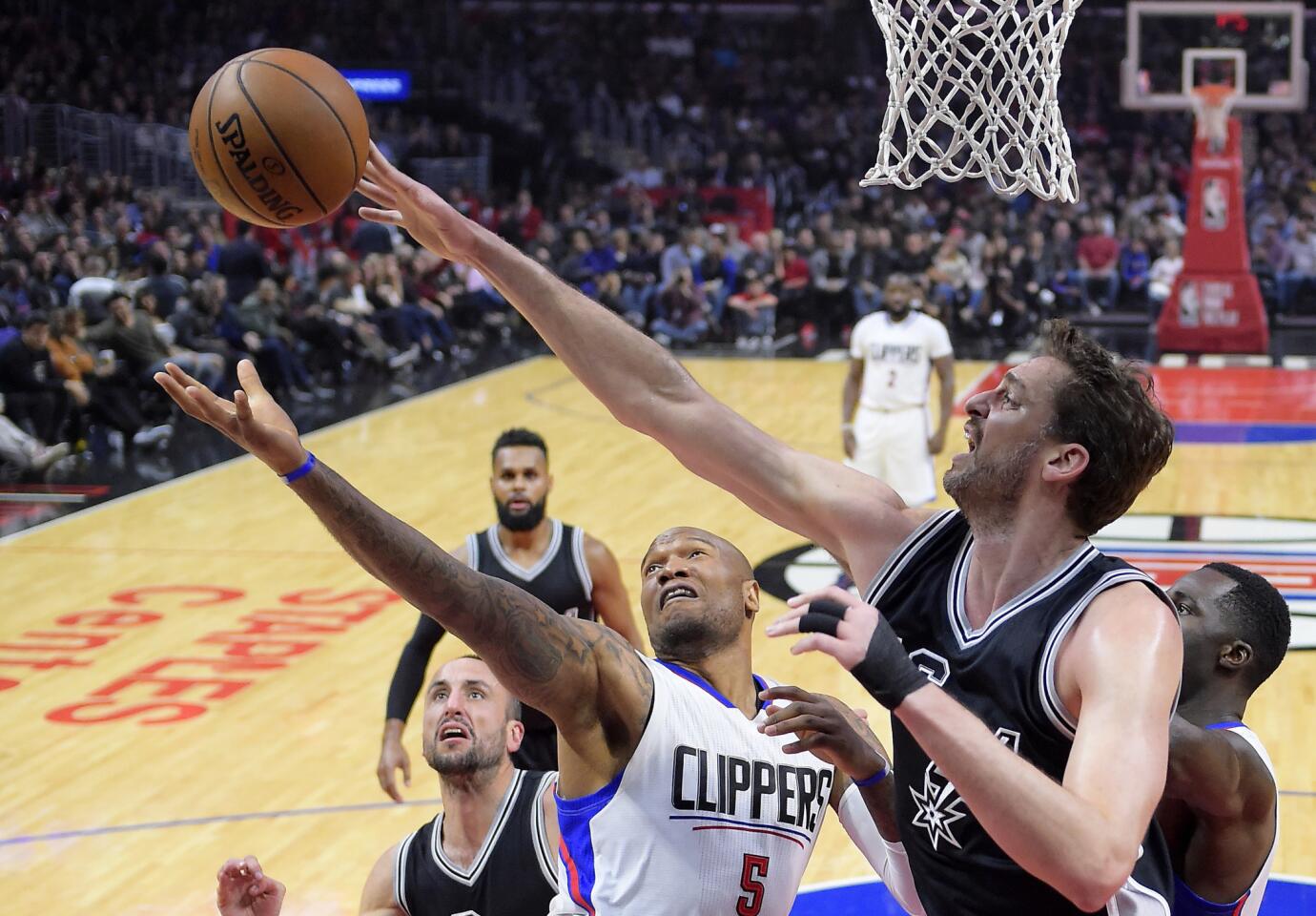 Marreese Speights, Pau Gasol