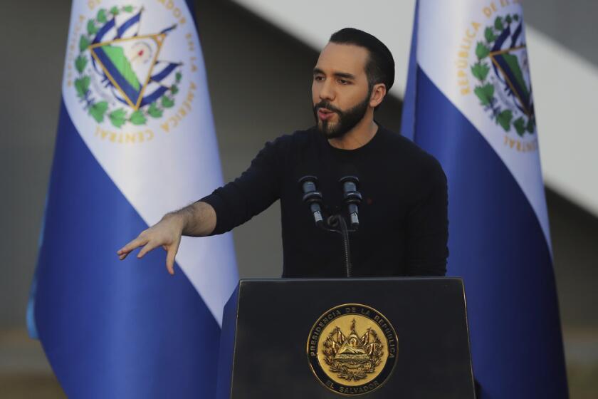 ARCHIVO - El presidente de El Salvador, Nayib Bukele