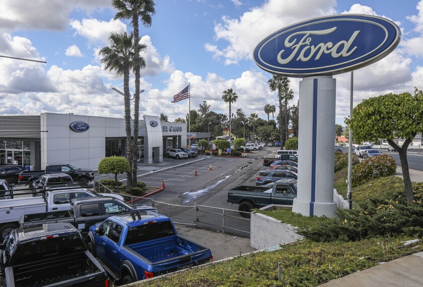 40% of California car dealers in survey say they can hold out for only