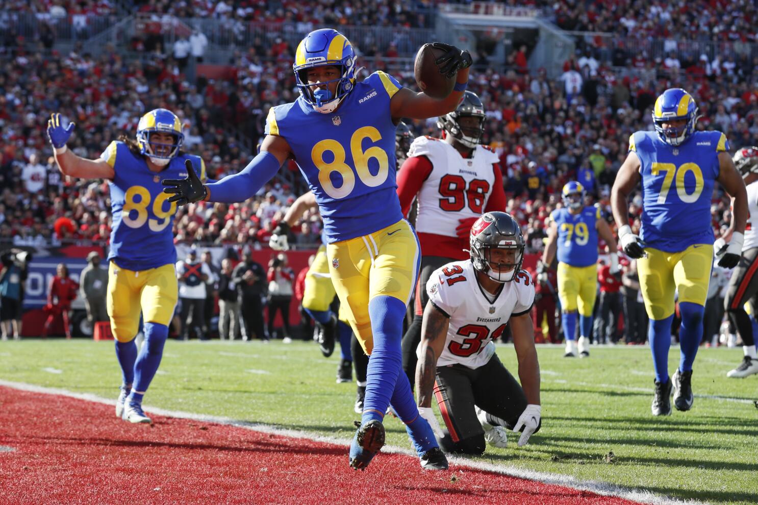 Los Angeles Rams tight end Kendall Blanton (86) breaks away against the San  Francisco 49ers during the NFL NFC Championship game, Sunday, Jan. 30, 2022  in Inglewood, Calif. The Rams defeated the