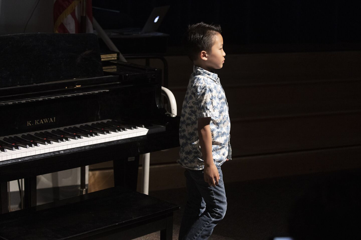 Kaiden Lee played "Shallow" on the piano