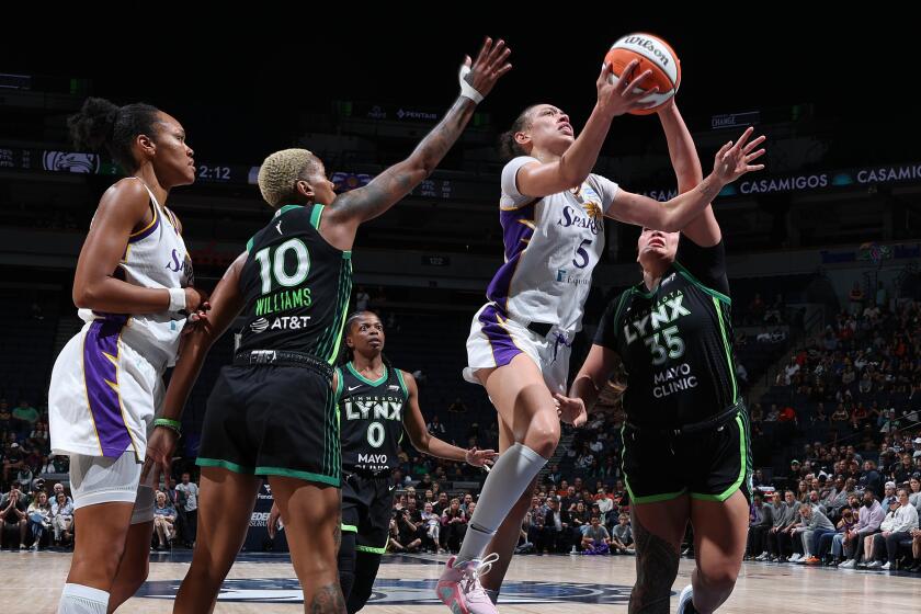 MINNEAPOLIS, MN - SEPTEMBER 19: Dearica Hamby #5 of the Los Angeles Sparks drives.