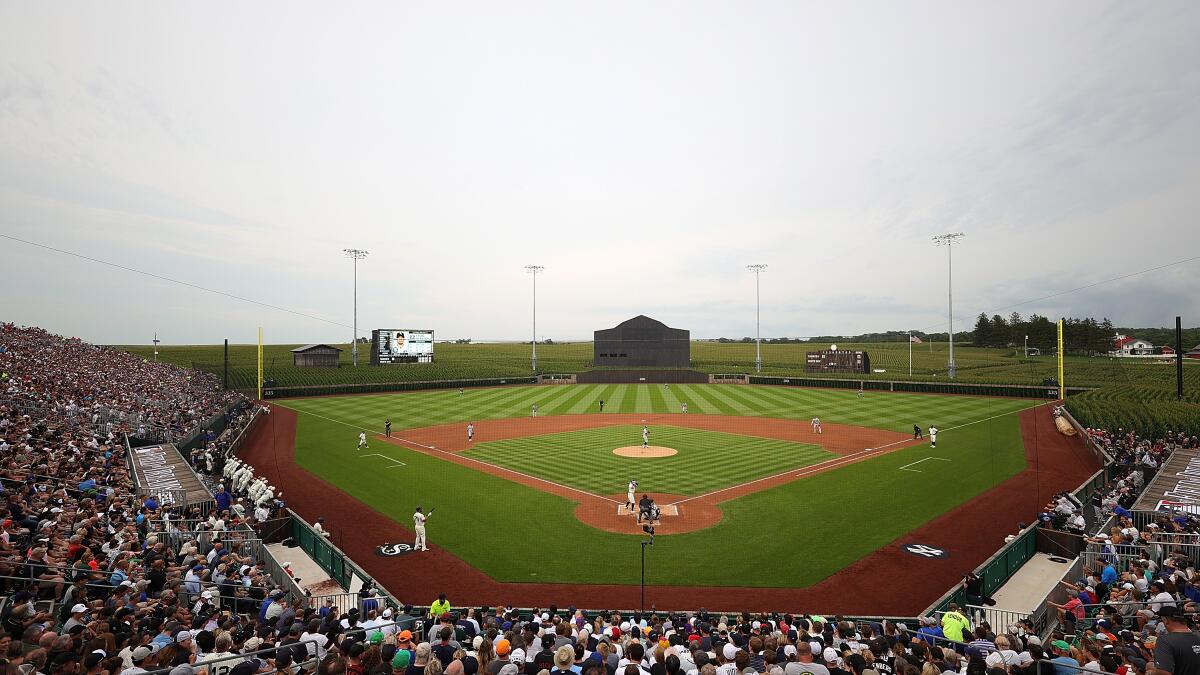 Field of Dreams' MLB baseball game draws 5.9 million viewers for Fox