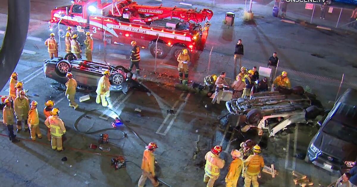 2 lifeless, 1 injured in high-speed automotive crash that ended at LAX