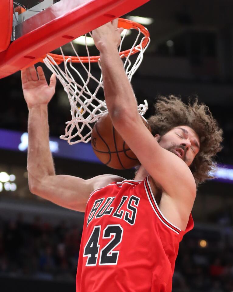 CHICAGO, IL - DECEMBER 31: Cleveland Cavaliers Center Robin Lopez (33)  reacts after a 3-point basket