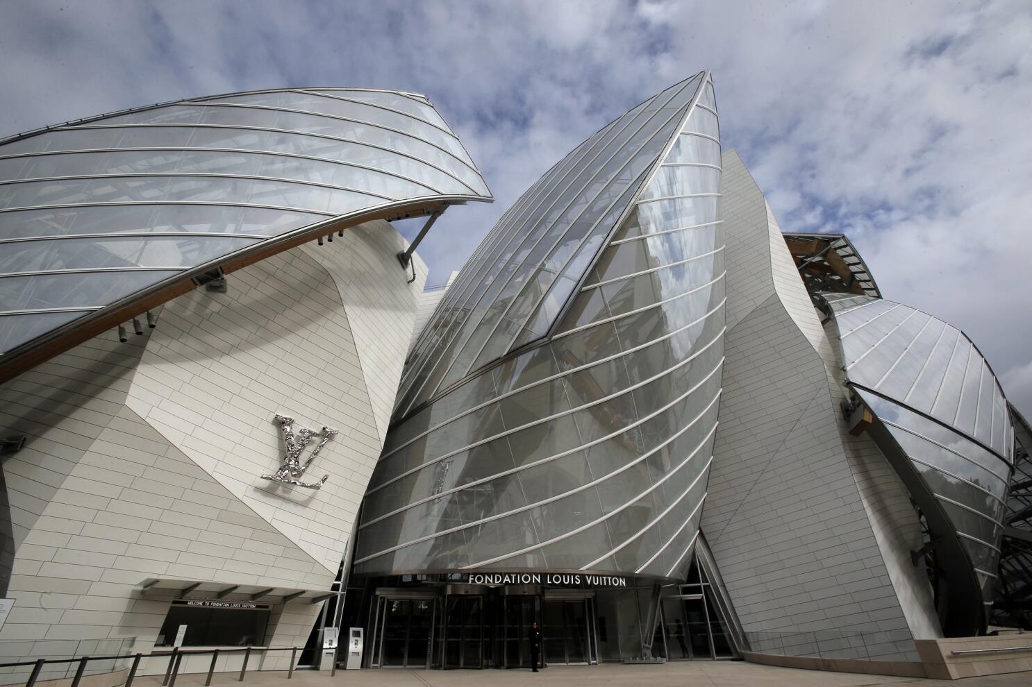 Daniel Buren Transforms the Fondation Louis Vuitton to an