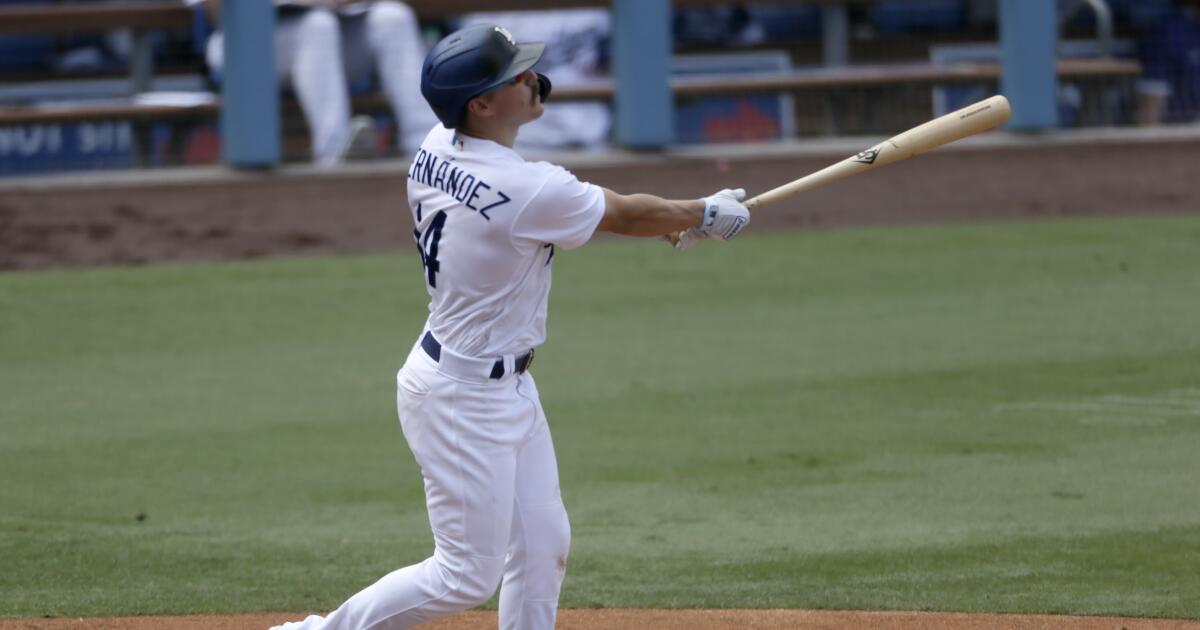 Dodgers hit seven homers in win with Kobe Bryant on minds - Los