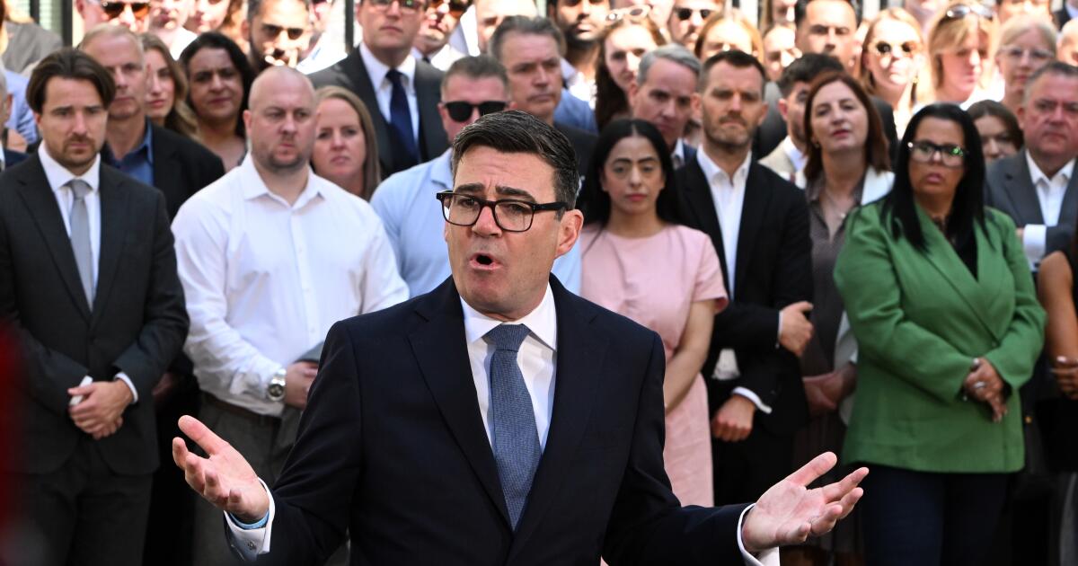 Andy Burnham devient le septième Premier ministre britannique en une décennie après la démission de Starmer