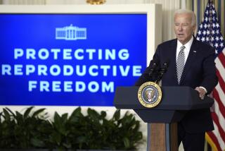 ARCHIVO - El presidente estadounidense Joe Biden habla en una reunión en la Casa Blanca, el 22 de enero de 2024, en Washington. (AP Foto/Evan Vucci, Archivo)