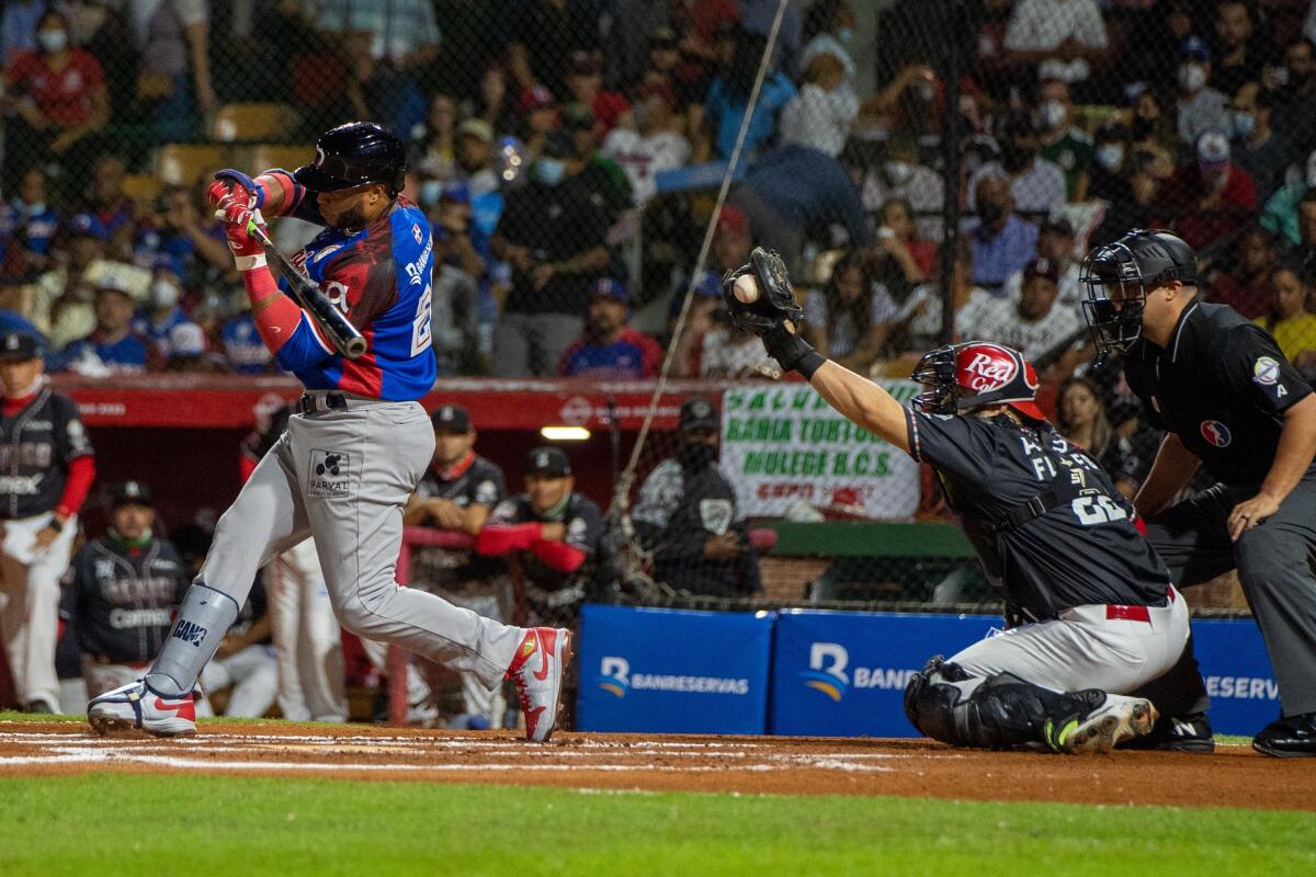 Con bate de Canó, República Dominicana vence a México en la Serie del Caribe