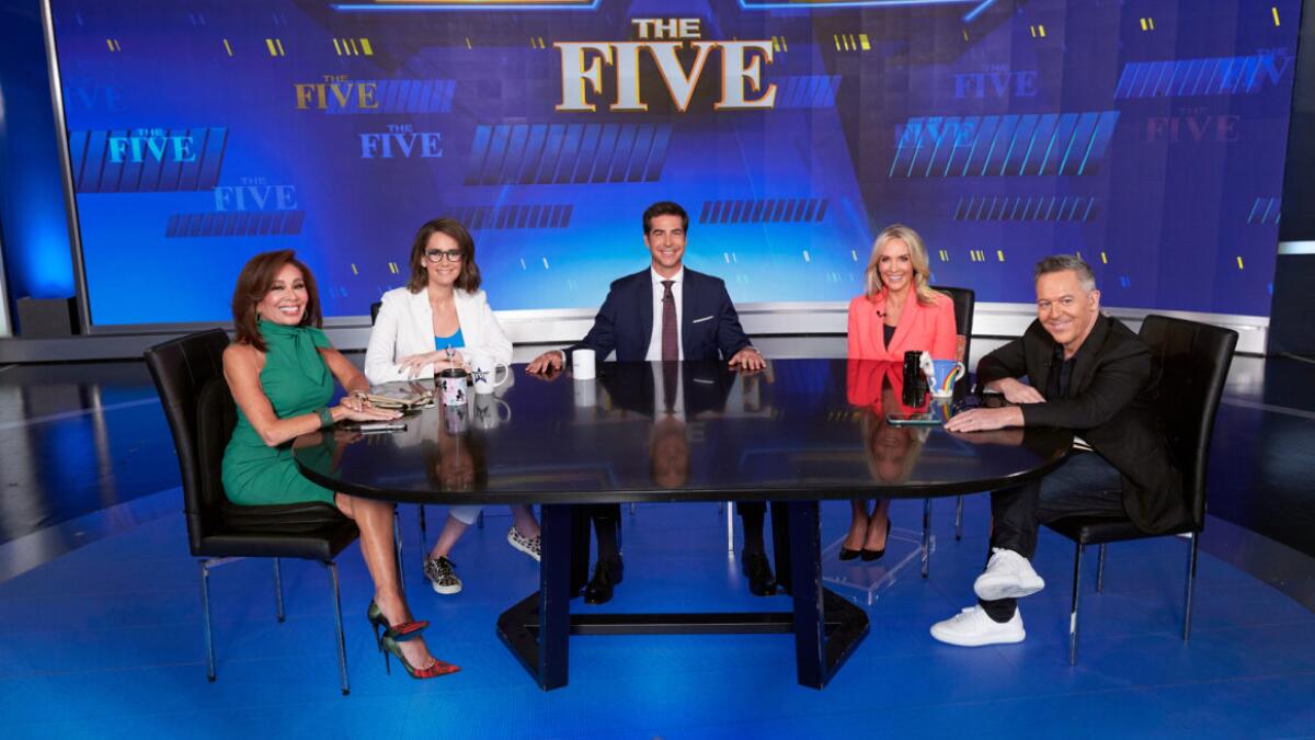 Cable news' wild year: Shakeups, firings and falling ratings - Los Angeles  Times