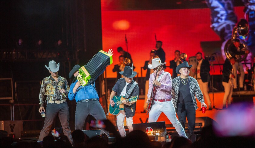 El Grupo Firme habla sobre su nominación al Latin Grammy y pide que los traten a todos igual.