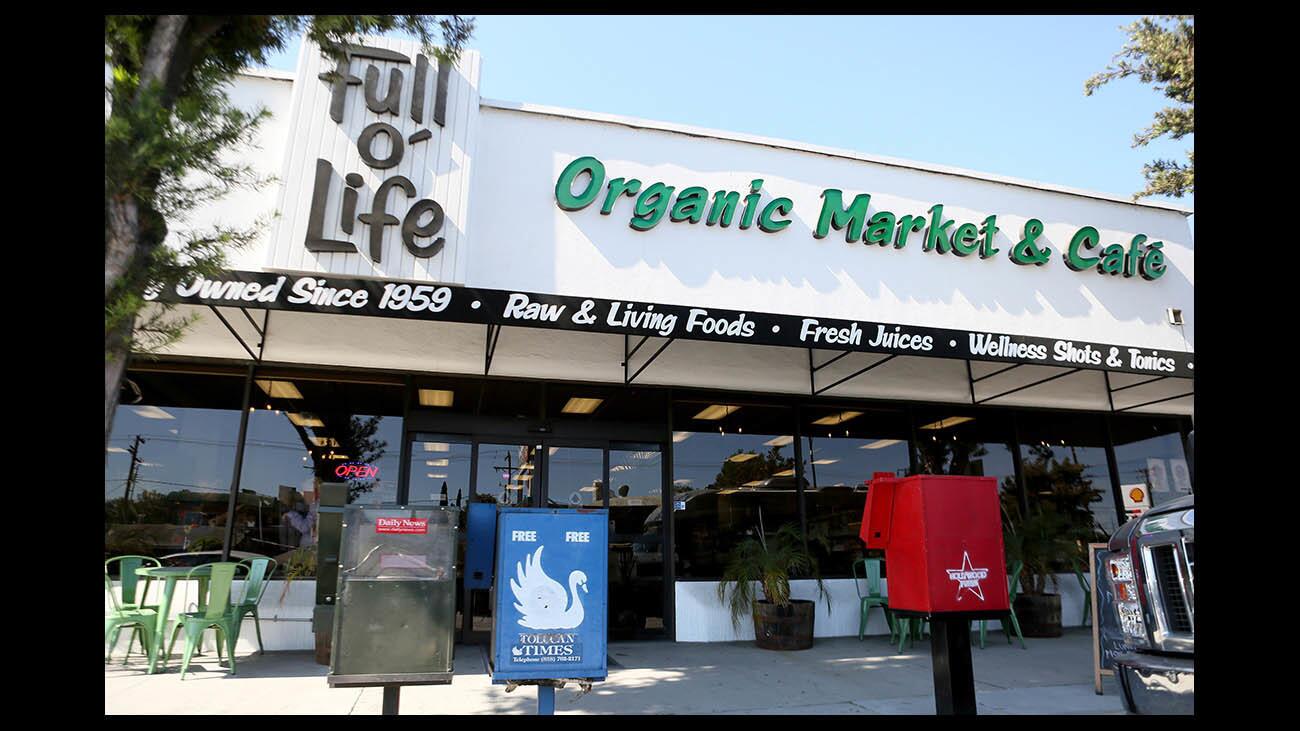 Photo Gallery: Full O' Life Organic Market & Cafe to close after 59 years in Burbank