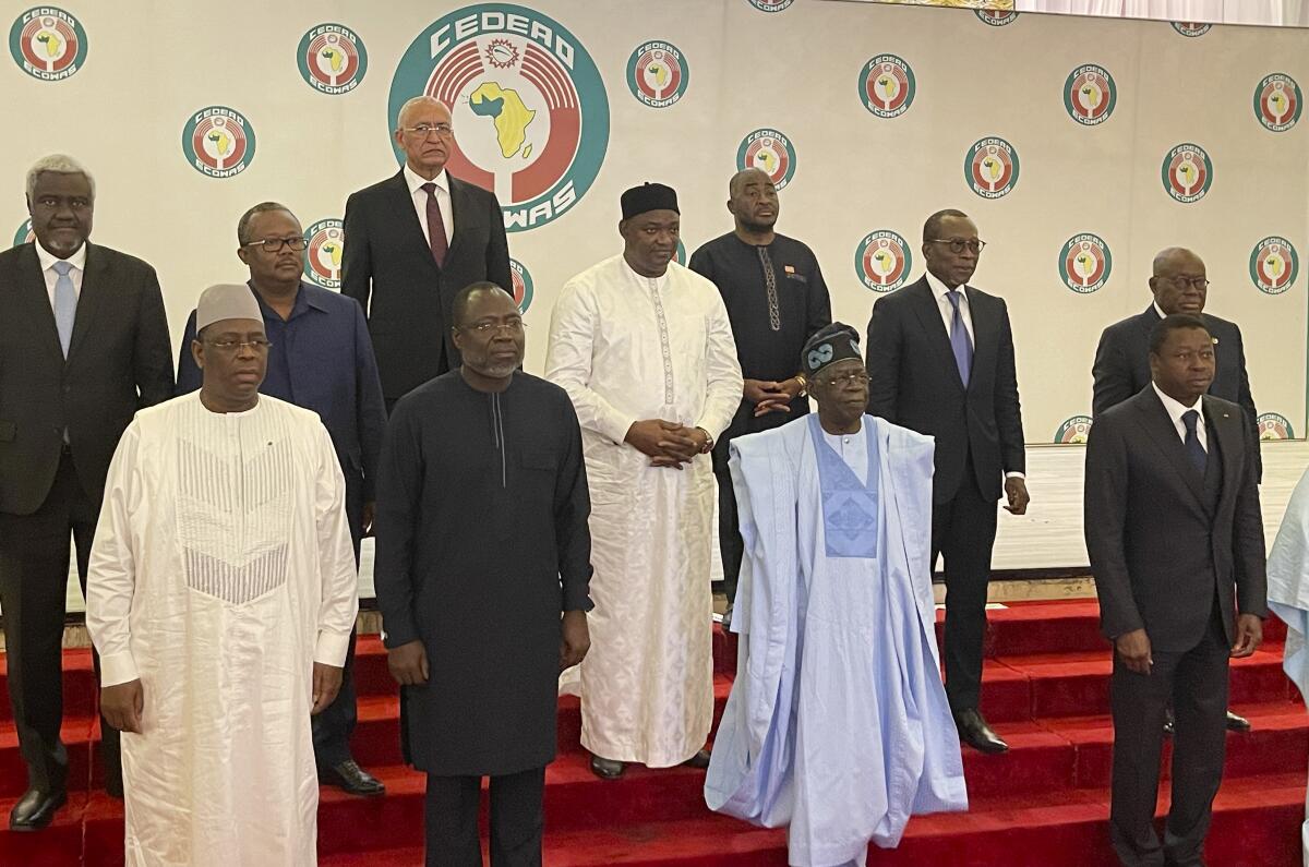 West African leaders stand for a photo.