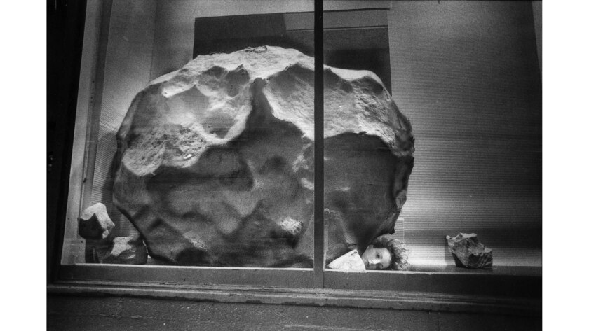 March 6, 1980: Is that a mannequin under that boulder? Maxfield Bleu, a clothing boutique in Hollywood, once used this attention-getting window display.