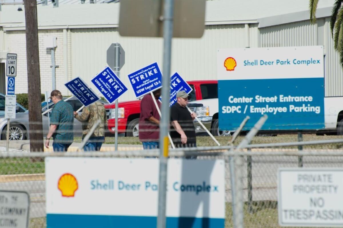 United Steelworkers members picket at a Shell Oil refinery in Deer Park, Texas, on Feb. 1.