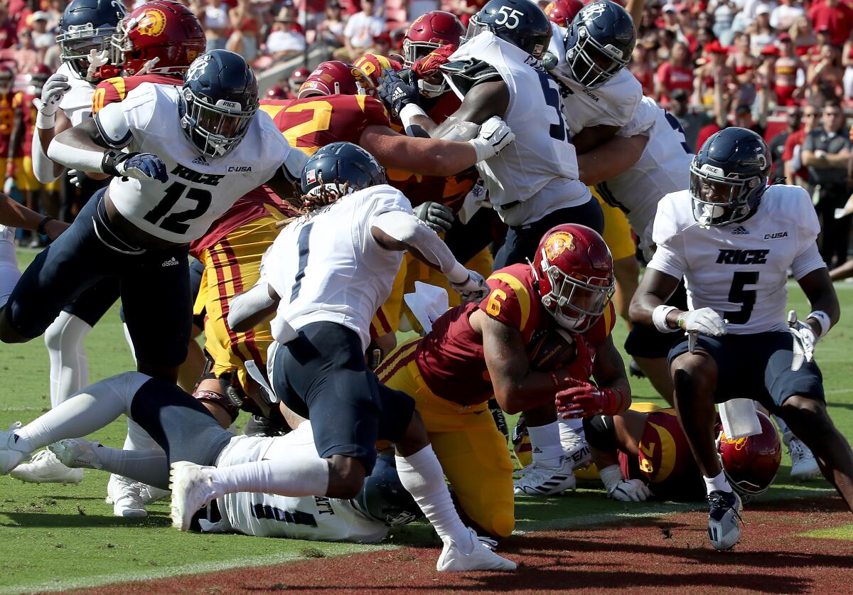 USC running back Austin Jones scores a touchdown against Rice in the second quarter Saturday.