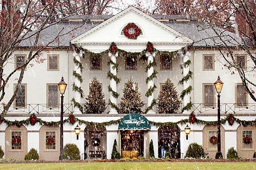 The Williamsburg Inn is dressed up for the holidays, when reservations can be hard to come by.
