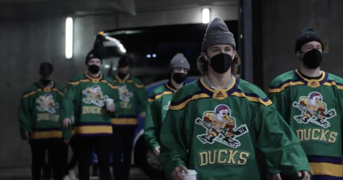 Mighty Ducks Shirt Minnesota Pee-wee District 5 Champions 