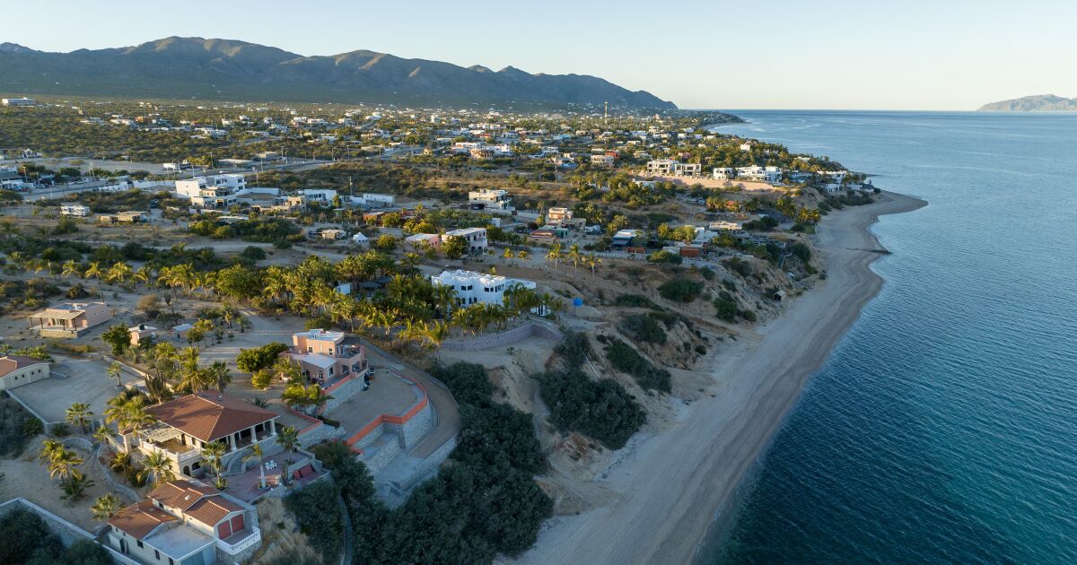 Uçurtma sörfü yapan Kaliforniyalılar bir Baja plajını nasıl soylulaştırdı?