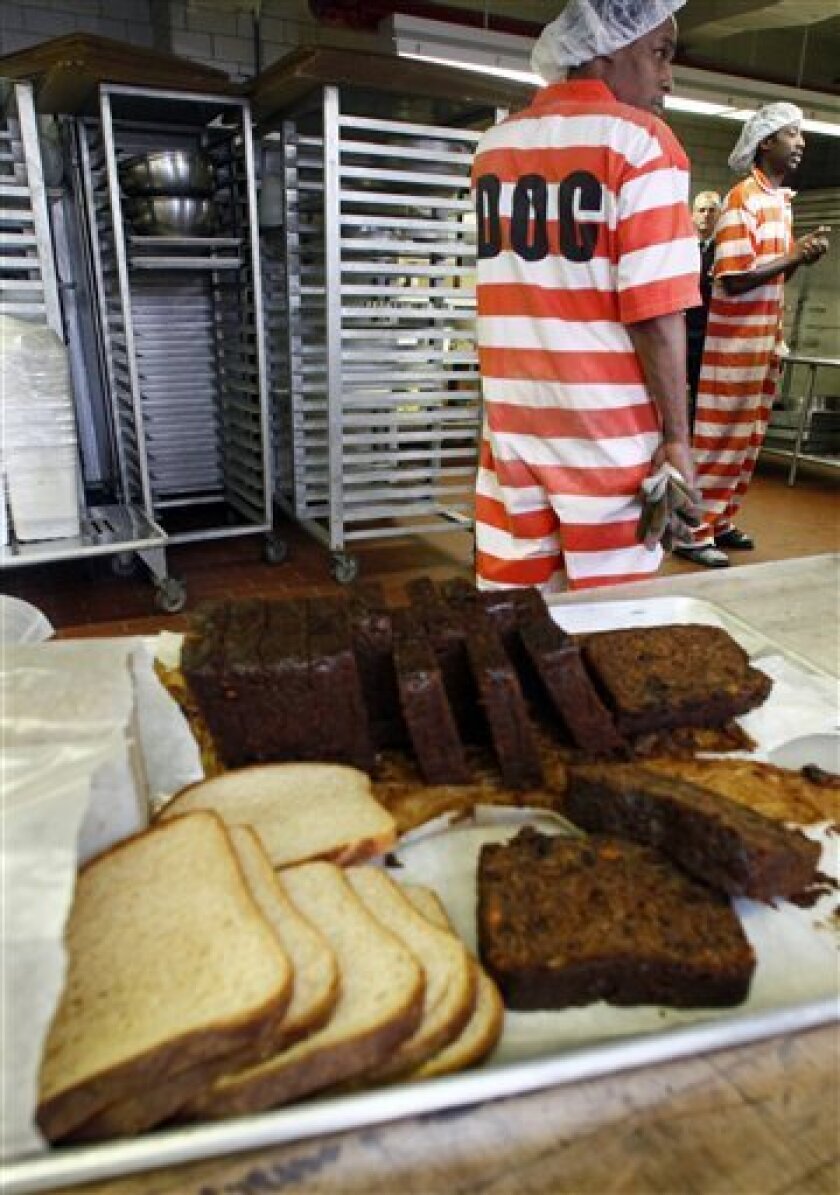 Inmates Churn Out Bread For Nyc Jail System The San Diego Union Tribune