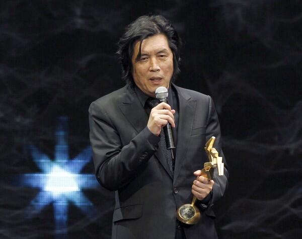 Lee Chang-dong: Best Director