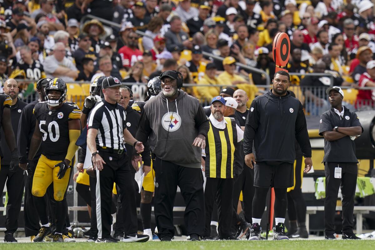 Steelers lose defensive tackle Cam Heyward, wide receiver Diontae Johnson  to injuries against 49ers