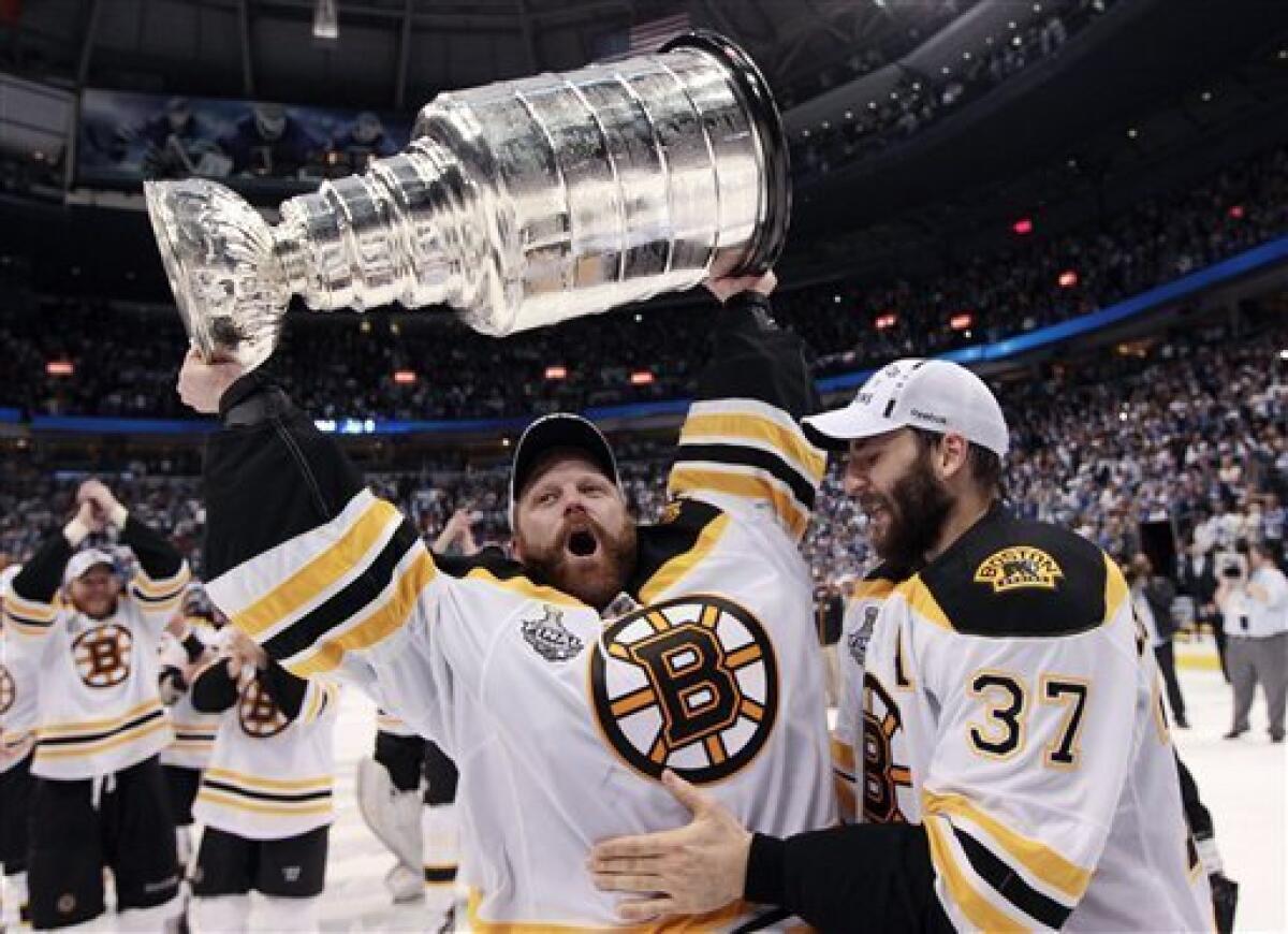 Mark Recchi Boston Bruins Stanley Cup 2011 Signed 16 x 20 Photo