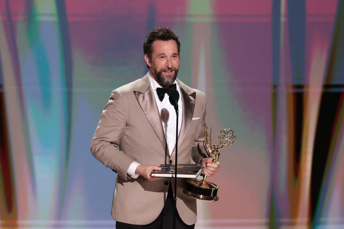 Noah Wyle of 'The Pitt' wins Emmy for best actor in a drama, his second - Los Angeles Times