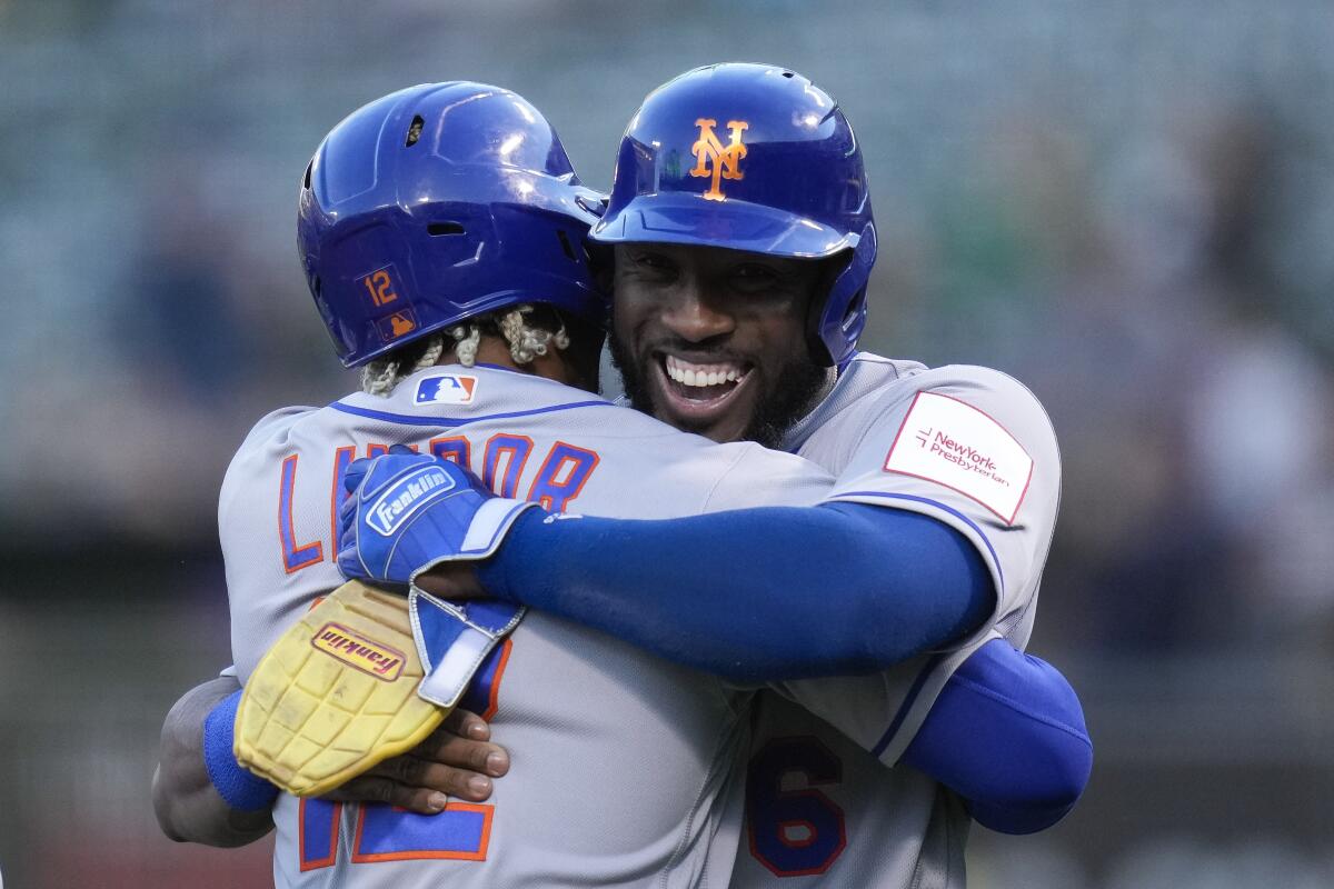 Lindor hits grand slam, drives in 7 as Mets beat A's 17-6 - The San Diego  Union-Tribune