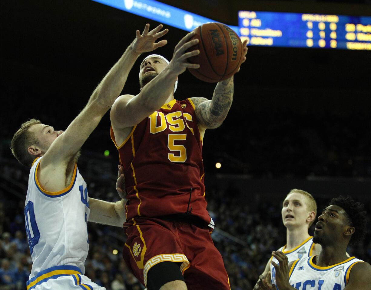 After seasons of ineptitude, USC men's basketball is finally back in top 25