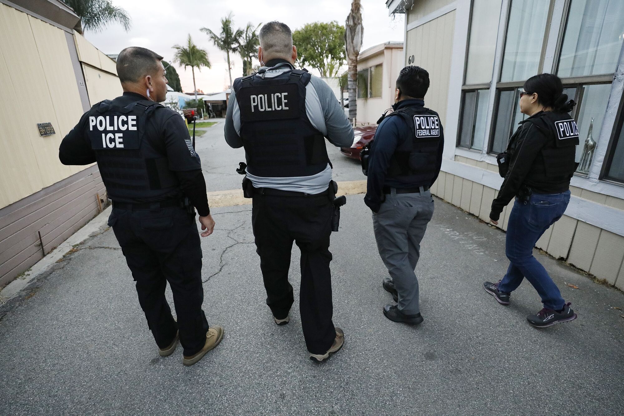 ICE agents in Bell Gardens