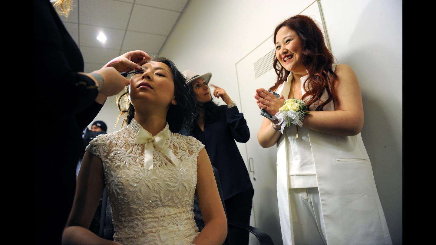 Chinese same-sex couples win 'dream wedding'