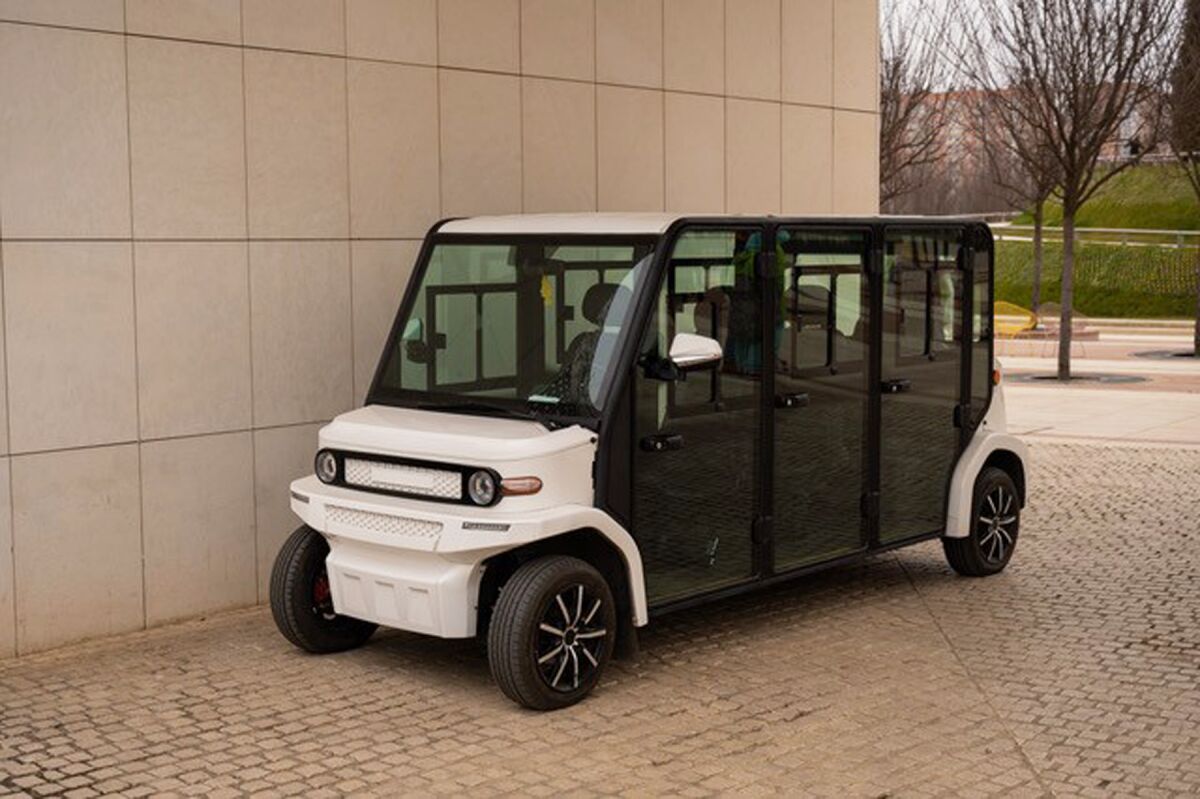 A generic version of the future Pacific Beach Shuttle.