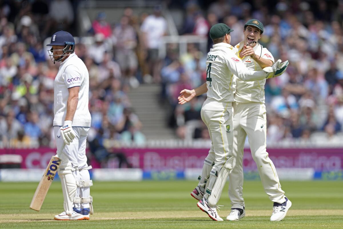 First Female Umpire in English County Cricket Championship - The New York  Times