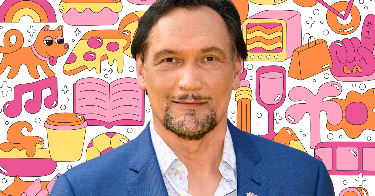 吉米·史密茨 (Jimmy Smits) 表示,如何在洛杉矶度过最美好的周日