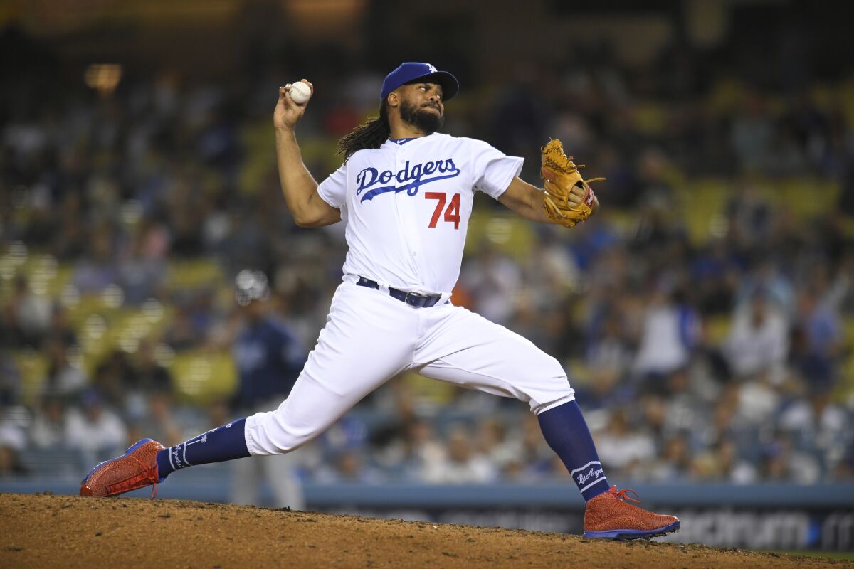 Kenley Jansen delivers a pitch against the Rays.
