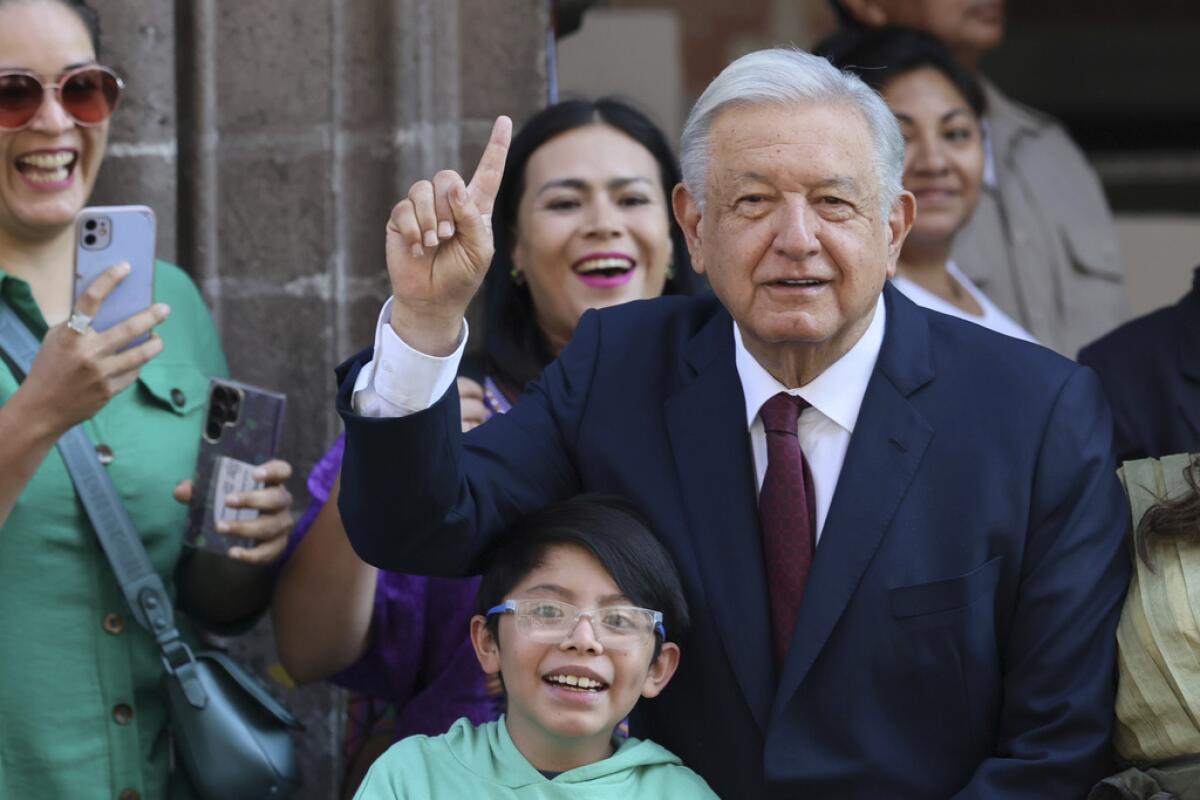 El presidente saliente Andrés Manuel López Obrador