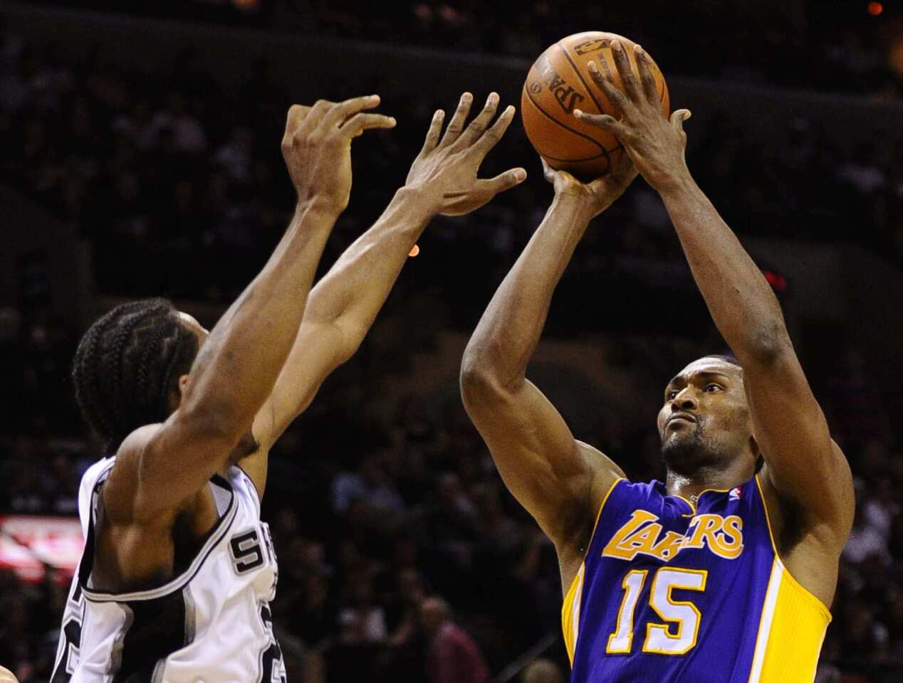 Kawhi Leonard, Metta World Peace