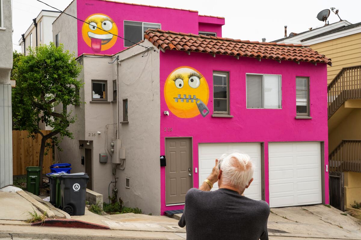 The hot-pink Manhattan Beach home that roiled a neighborhood last year sold in March for $1.55 million.