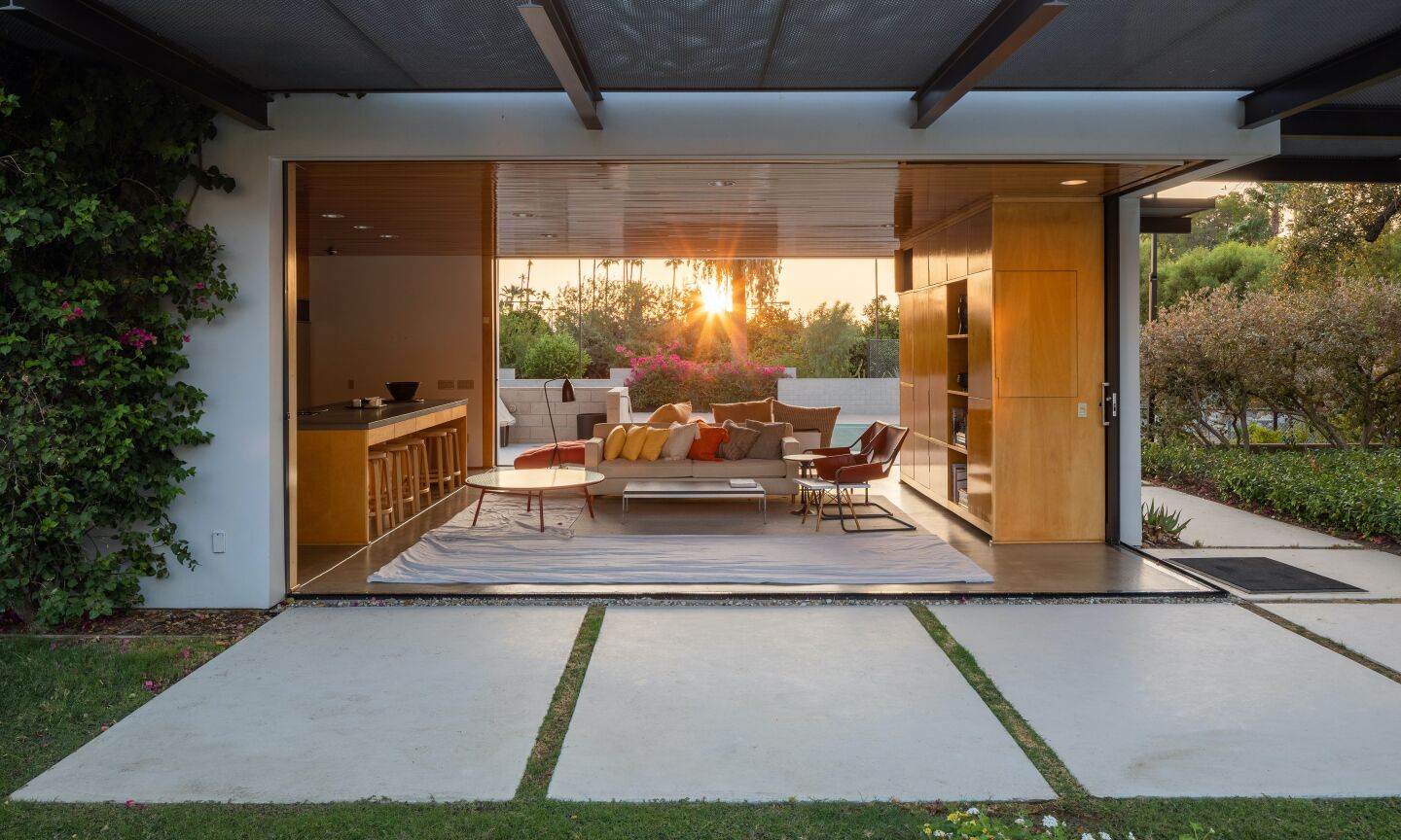 The poolside lounge.