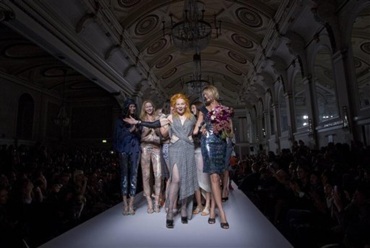 Vivienne Westwood  Vivienne westwood dress, Runway fashion couture, Fashion