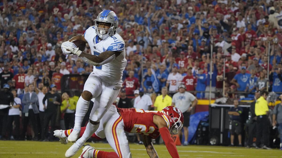 Lions rally past Chiefs 21-20 in NFL opener