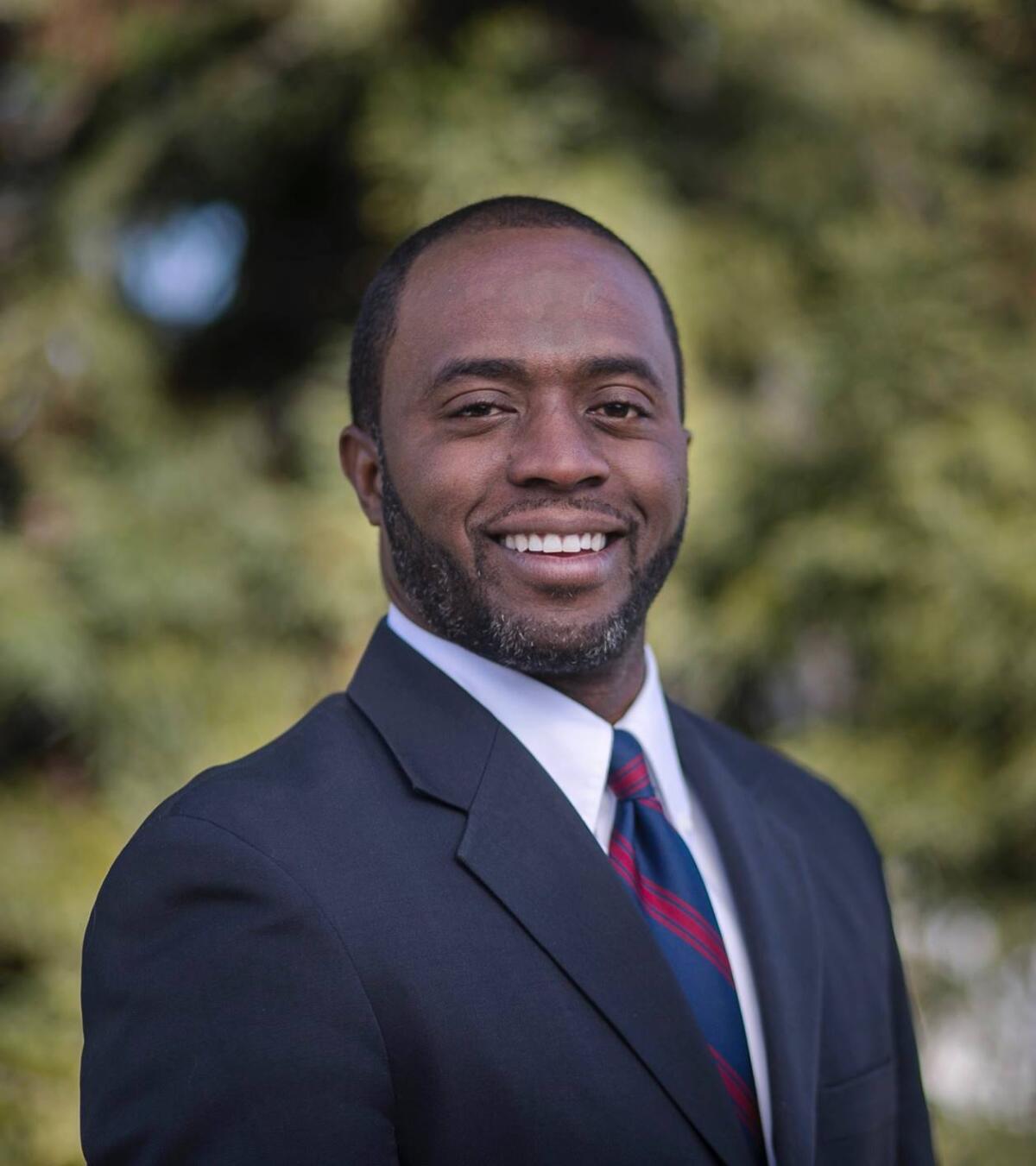 Tony Thurmond.