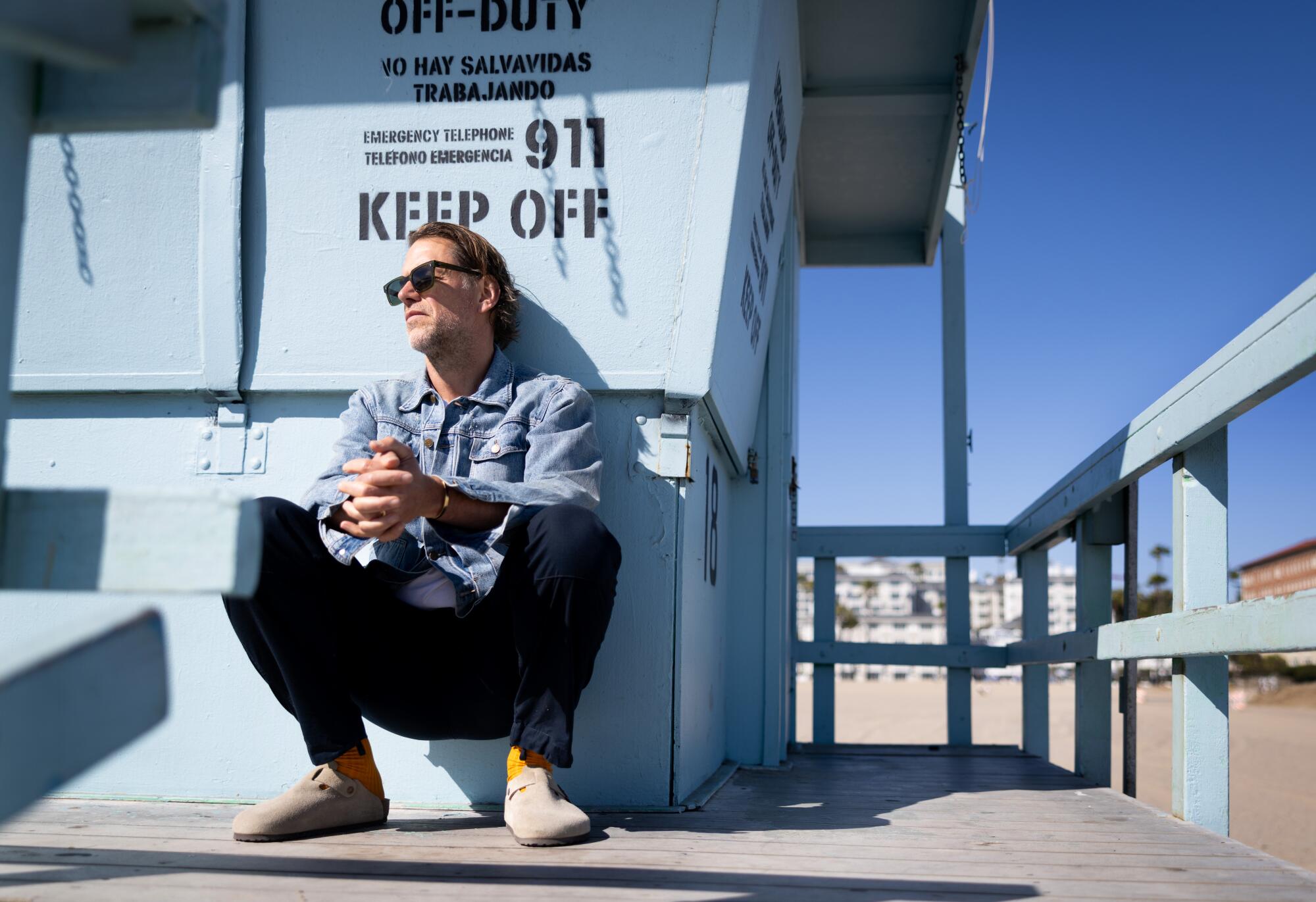 O músico Ed O'Brien é fotografado em Santa Monica